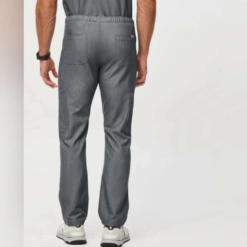 FIGS Men's Cairo Cargo Scrub Pants in Gray. Size L